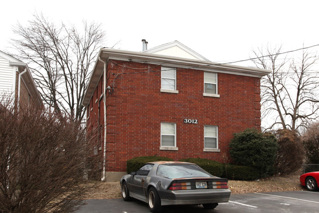 3012 Poplar Level Rd in Louisville, KY - Foto de edificio - Building Photo