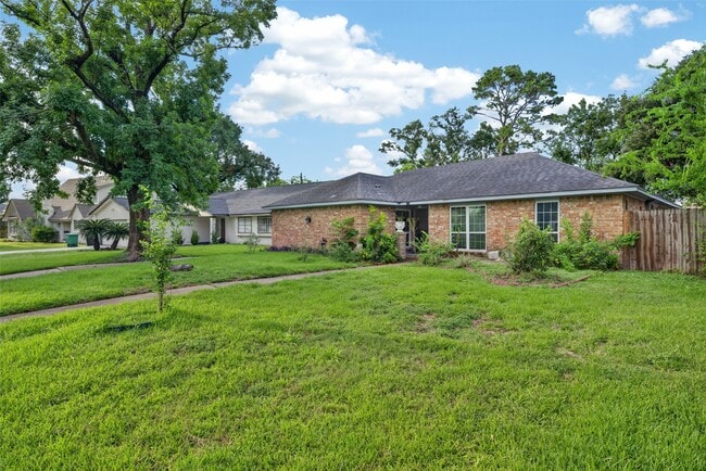 property at 5714 Arbor Vitae Dr