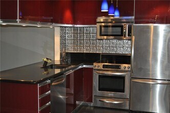 615 NE 12th Ave in Fort Lauderdale, FL - Foto de edificio - Building Photo