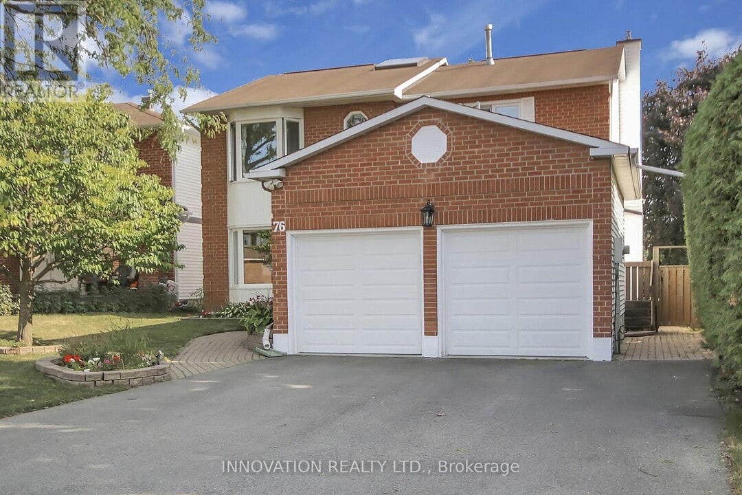 76 Chickasaw Crescent in Ottawa, ON - Building Photo