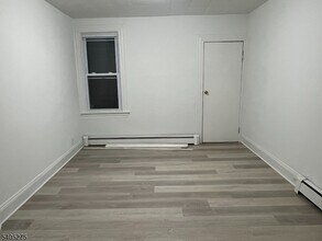 12 Quincy St in Passaic, NJ - Building Photo - Building Photo