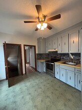 42 Richard St in West Hartford, CT - Building Photo - Building Photo