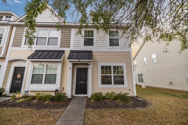 property at 13749 Calloway Glen Dr