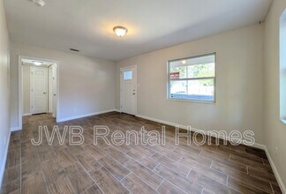 3228 Myra St in Jacksonville, FL - Building Photo - Building Photo