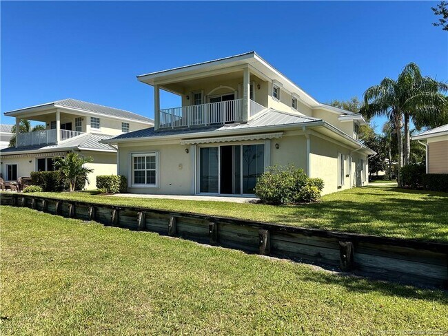 2174 NW Plumbago Trail in Stuart, FL - Building Photo - Building Photo