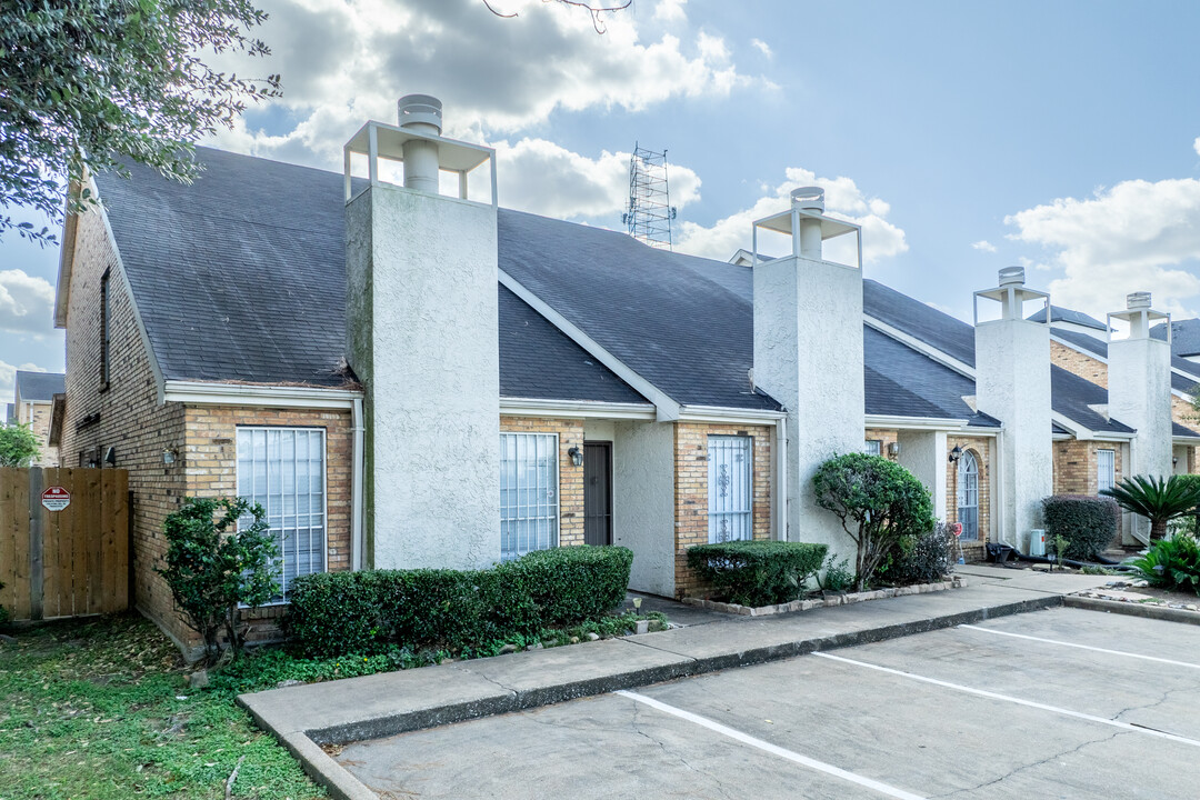 Beverly Place Townhomes in Houston, TX - Building Photo