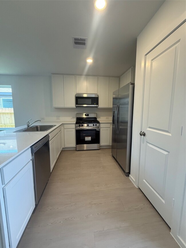 property at 1646 Golden Iris Dr