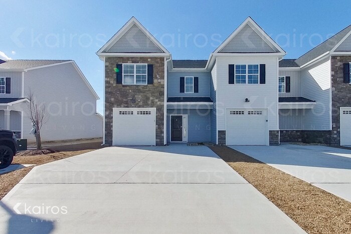 3712 Oak Leaf Wy in Greenville, NC - Building Photo