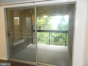 7925 Coriander Dr in Gaithersburg, MD - Building Photo - Building Photo