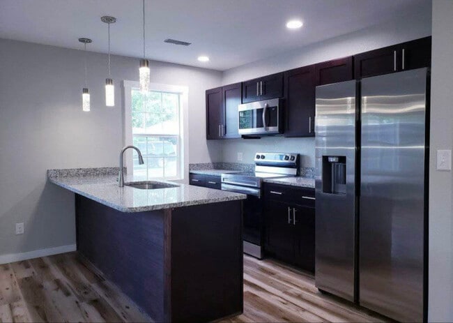 property at 521 Polk St