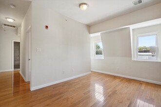 1519 N 16th St in Philadelphia, PA - Foto de edificio - Building Photo