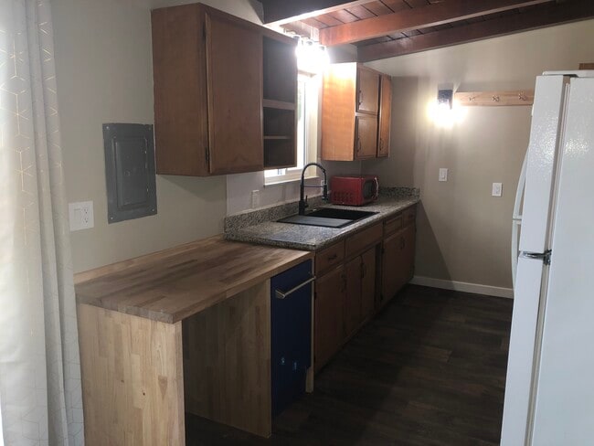 471 Burlando Rd in Kernville, CA - Building Photo - Building Photo