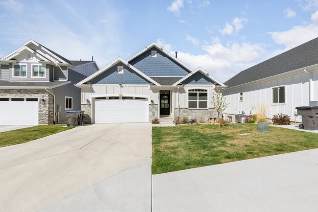 property at 1768 Sky Vw Lp
