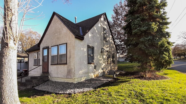 property at 821 10th St W