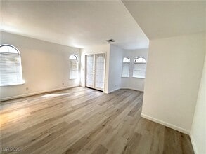4013 Nook Way in Las Vegas, NV - Building Photo - Building Photo