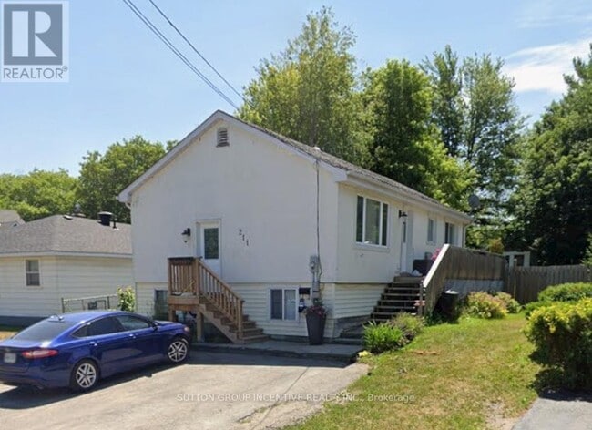 property at 211 Cliff Rd