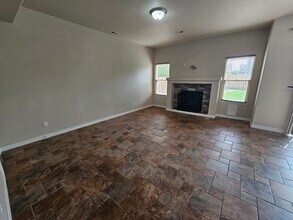 2063 Velliquette Ln in Colorado Springs, CO - Foto de edificio - Building Photo