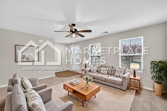 807 Sun Vly Wy in North Chesterfield, VA - Building Photo - Building Photo