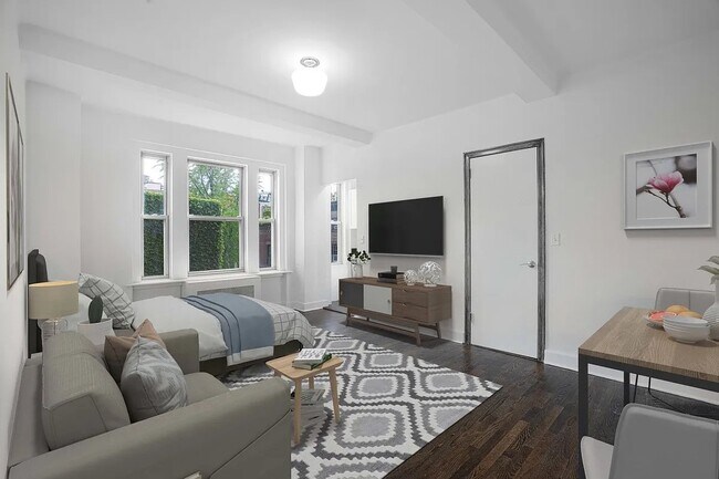 24 5th Ave in New York, NY - Building Photo - Building Photo
