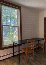 41 Hollywood St., Unit Apt 2 in Worcester, MA - Building Photo - Building Photo