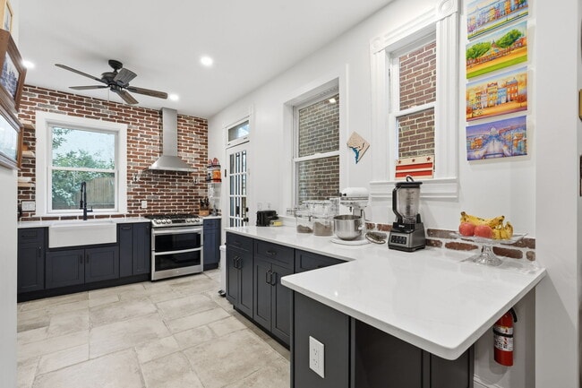 502 D St NE in Washington, DC - Building Photo - Building Photo