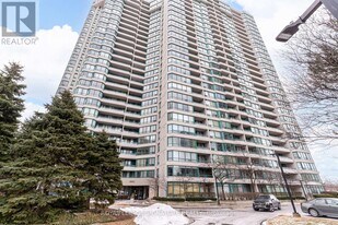 550 Webb Dr in Mississauga, ON - Building Photo