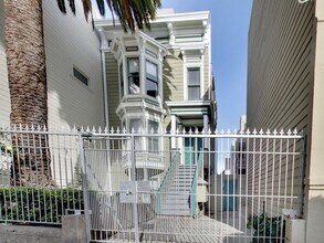 1730 Pacific Ave in San Francisco, CA - Building Photo - Building Photo