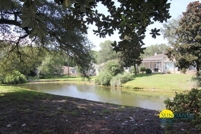 property at 107 Westlake Ct