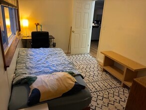 22713 114th Pl SE in Kent, WA - Building Photo - Building Photo