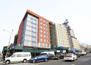 Tremont Renaissance in Bronx, NY - Building Photo - Building Photo