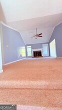 221 Heathrow Dr in Riverdale, GA - Building Photo - Building Photo