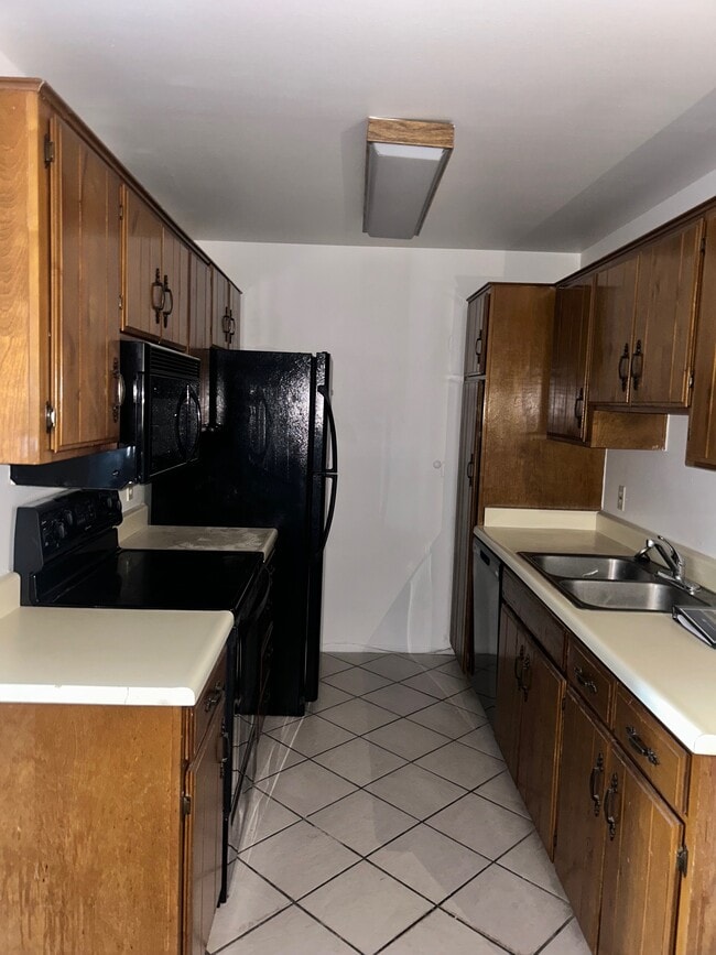 6635 E Golf Links Rd in Tucson, AZ - Building Photo - Building Photo