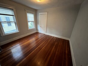 43 Orchard St, Unit 1 in Medford, MA - Building Photo - Building Photo