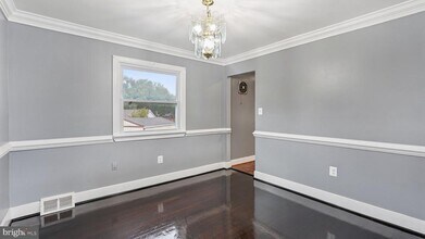 10316 Lomond Dr in Manassas, VA - Building Photo - Building Photo