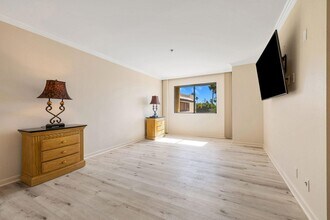 200 E Racquet Club Rd, Unit 54 in Palm Springs, CA - Building Photo - Building Photo
