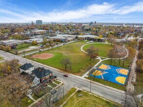 2404 Baldwin St, Unit 2404 in Detroit, MI - Building Photo - Building Photo