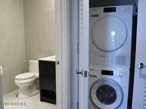 30 Melrose Terrace in Long Branch, NJ - Foto de edificio - Building Photo