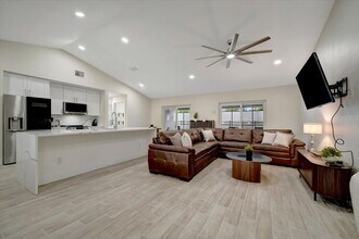 7724 Simon Ridge Ct in Kissimmee, FL - Building Photo - Building Photo