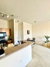 2200 Ladora Dr in Brandon, FL - Building Photo - Building Photo