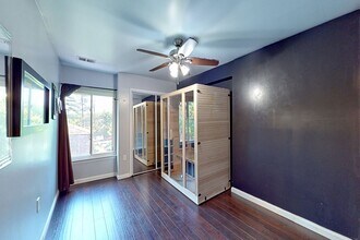 4912 Herkimer St in Annandale, VA - Foto de edificio - Building Photo