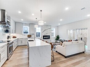708 W White Ave in McKinney, TX - Building Photo - Building Photo