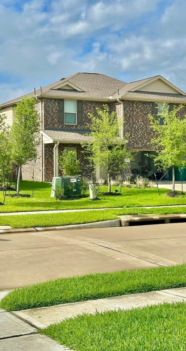 property at 21723 Piscinola Ln