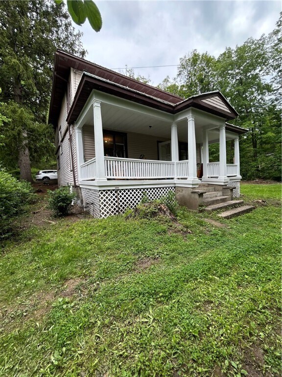 property at 1538 Slaterville Rd