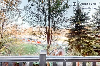 160 Boylston St in Newton, MA - Building Photo - Building Photo