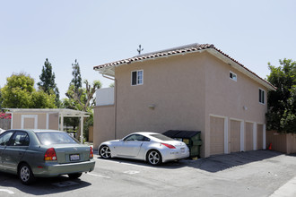 421 Nobel Ave in Santa Ana, CA - Building Photo - Building Photo