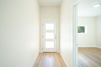 11215 Link in San Antonio, TX - Building Photo - Building Photo