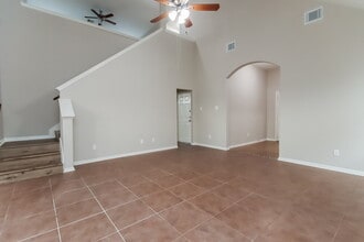 5326 Rio Dr in Baytown, TX - Building Photo - Building Photo