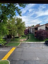 1087 E Countrywoods Cir, Unit D in Midvale, UT - Building Photo - Building Photo