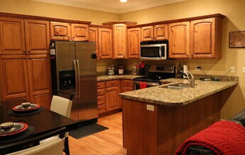 946 E 6795 S in Midvale, UT - Building Photo - Building Photo