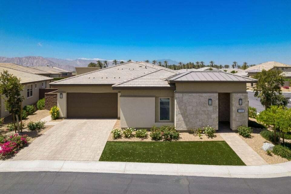 51845 Lakeshore Ct in Indio, CA - Foto de edificio